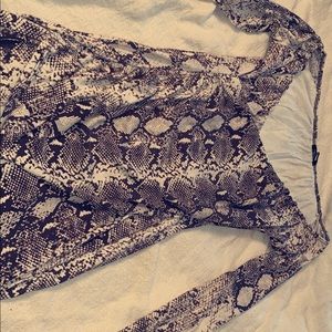 Snakeskin pattern long sleeve bodycon dress